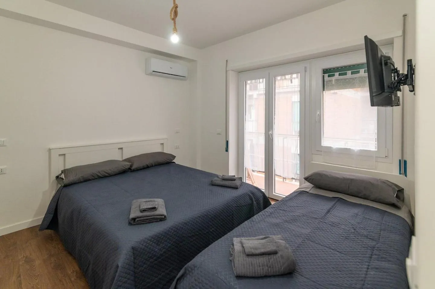 Rome Private Rooms Davinz Guest house